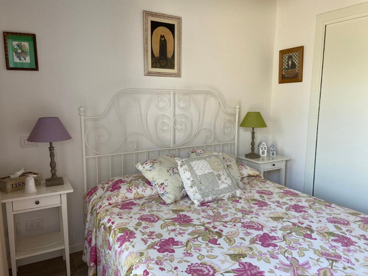 Monte Maino Bed & Breakfast เดเซนซาโนเดลการ์ดา ภายนอก รูปภาพ