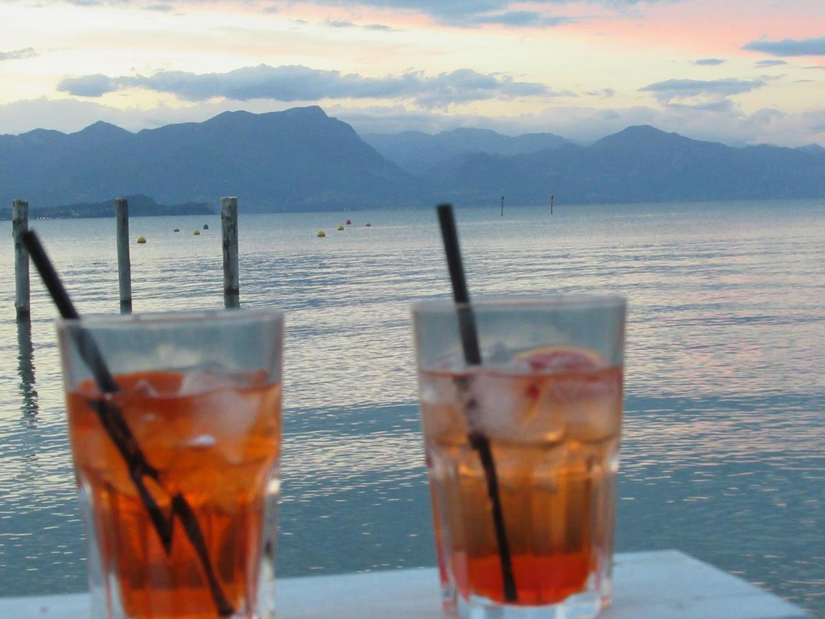 Monte Maino Bed & Breakfast เดเซนซาโนเดลการ์ดา ภายนอก รูปภาพ