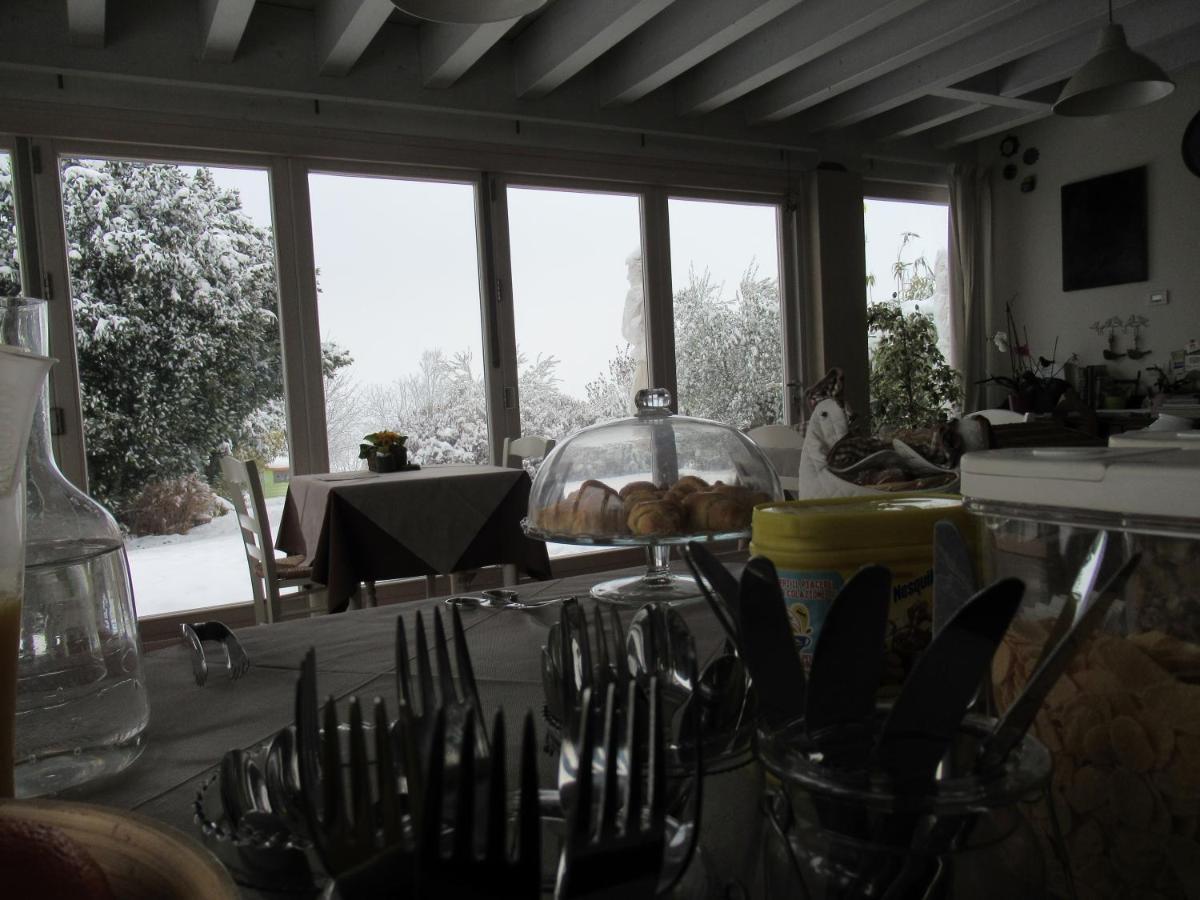 Monte Maino Bed & Breakfast เดเซนซาโนเดลการ์ดา ภายนอก รูปภาพ